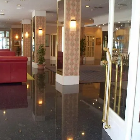 摩纳哥&奎希桑纳酒店 酒店 4*